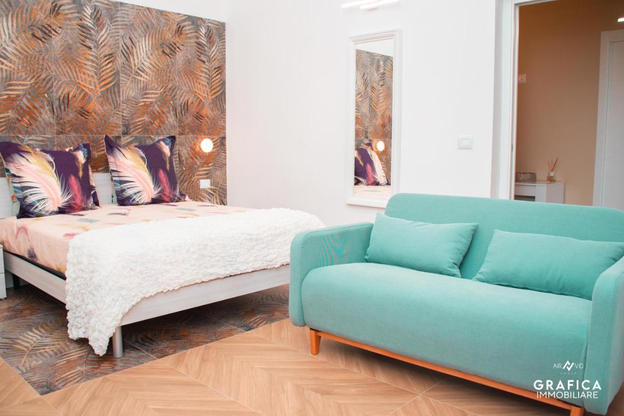Ameli Home Luxury Apartment タラント エクステリア 写真