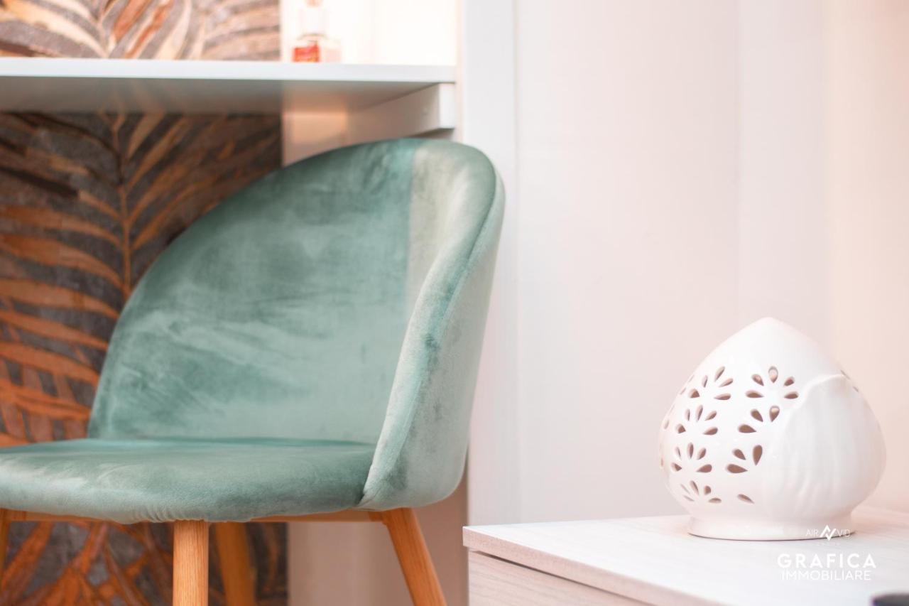 Ameli Home Luxury Apartment タラント エクステリア 写真