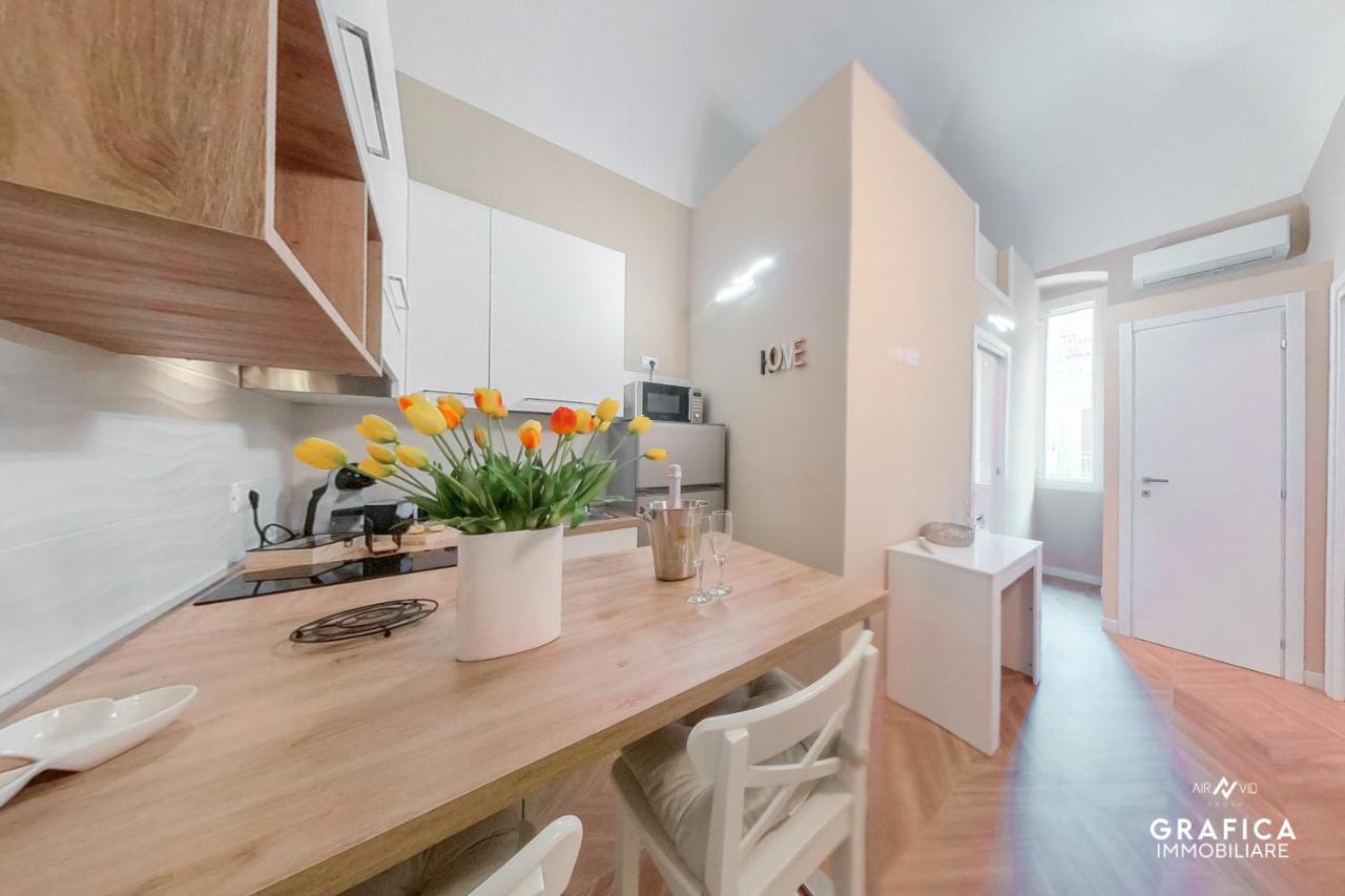 Ameli Home Luxury Apartment タラント エクステリア 写真
