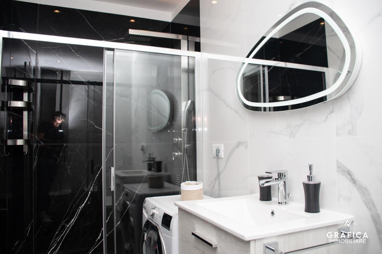 Ameli Home Luxury Apartment タラント エクステリア 写真