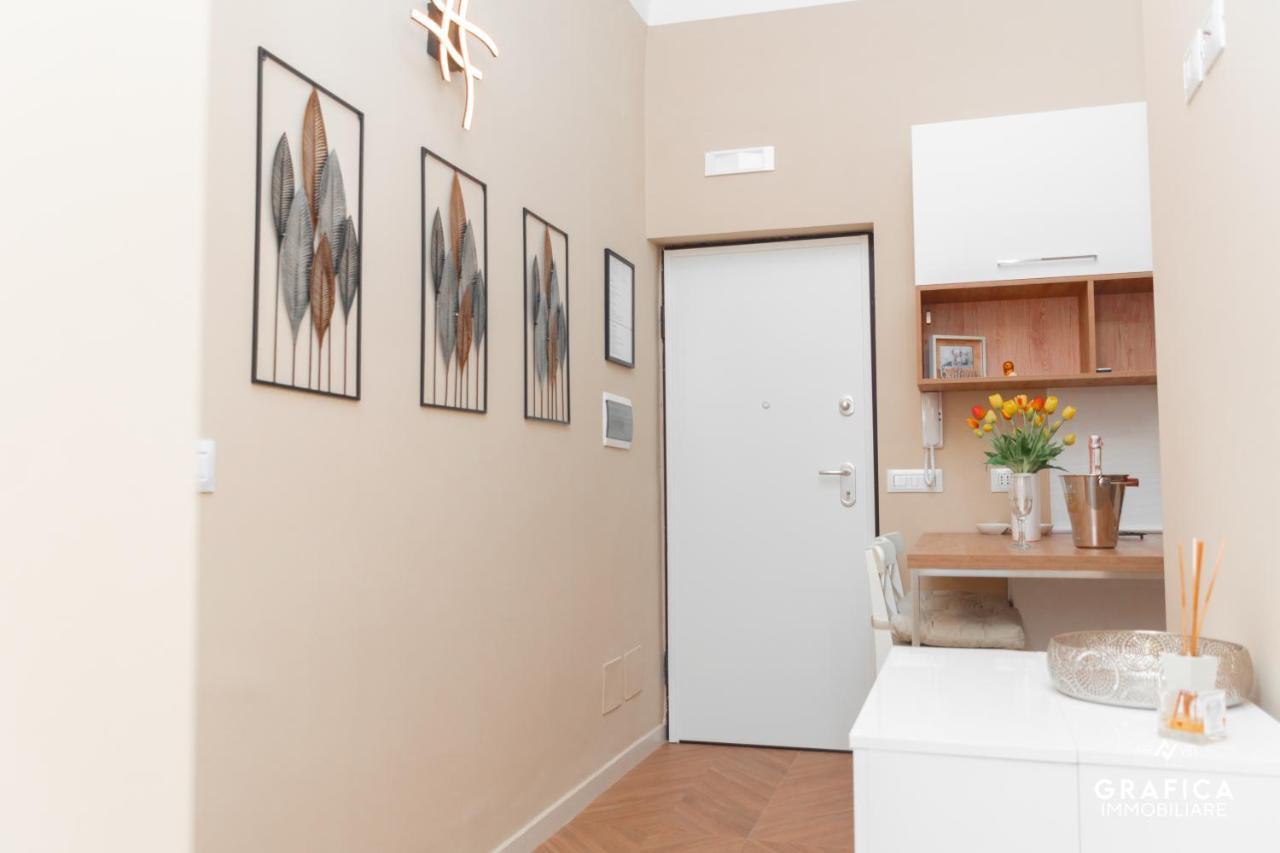 Ameli Home Luxury Apartment タラント エクステリア 写真