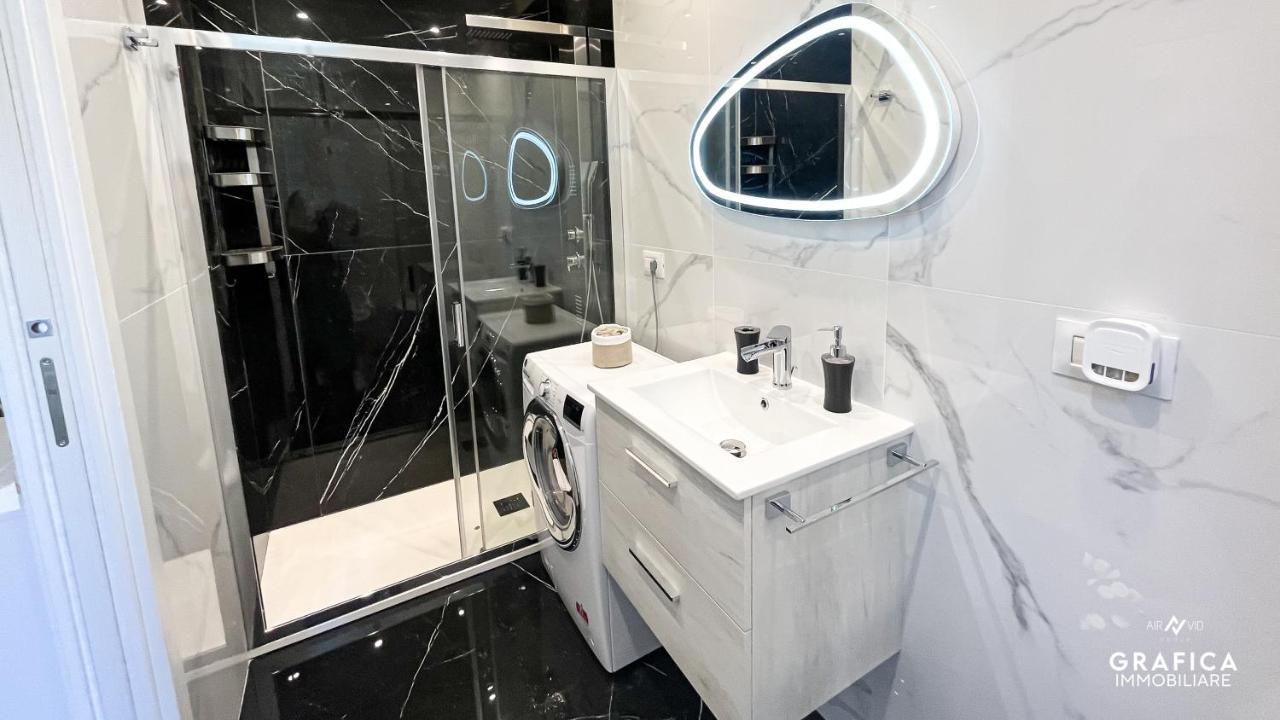 Ameli Home Luxury Apartment タラント エクステリア 写真