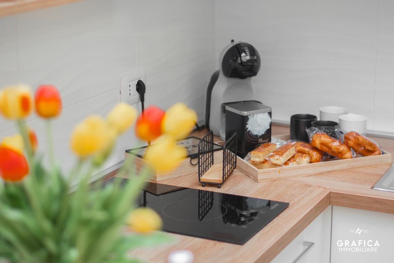 Ameli Home Luxury Apartment タラント エクステリア 写真